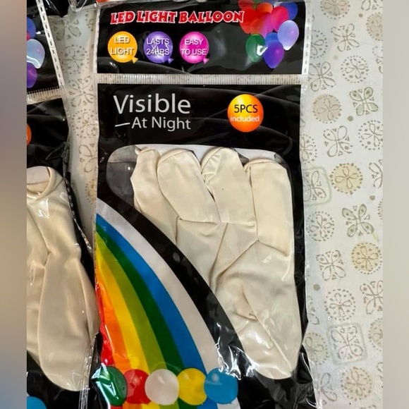 LED Balloons - Picture 3 of 3